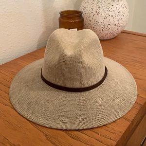 Anthropologie Wyeth hat